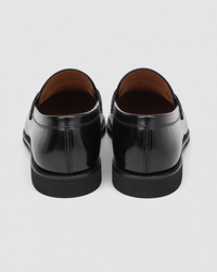 Black bit heel view