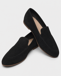 Pair of black flat