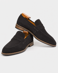 Pair of black penny