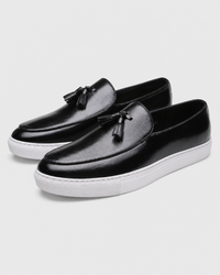 Black tassel