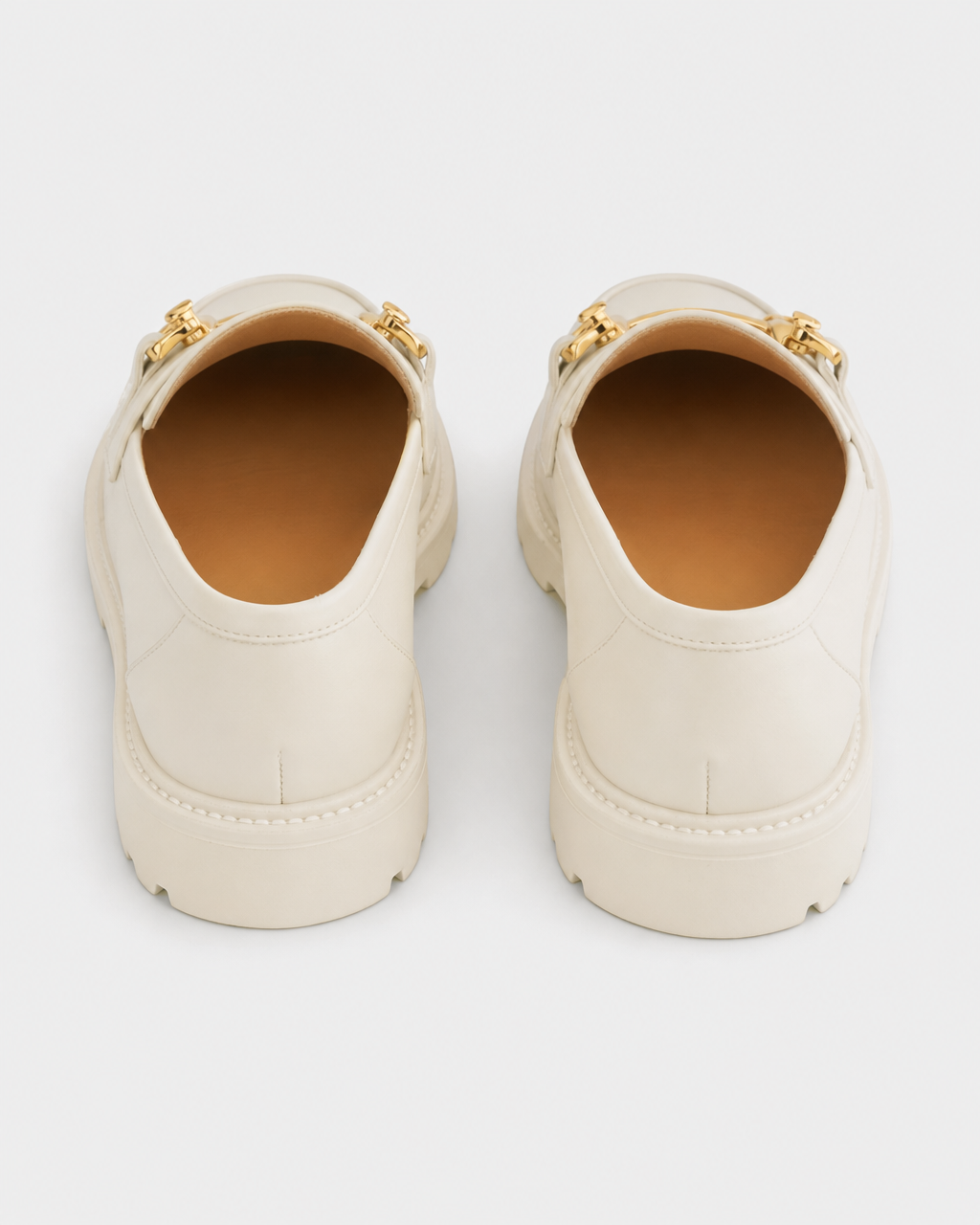 Cream bit heel view