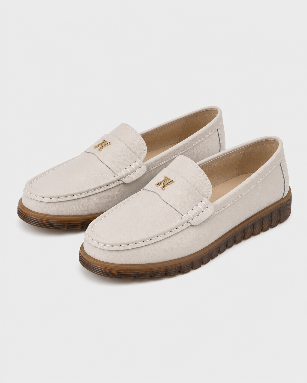 Cream flat