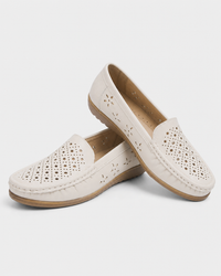 Pair of cream platform