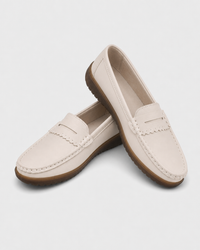 Pair of cream platform