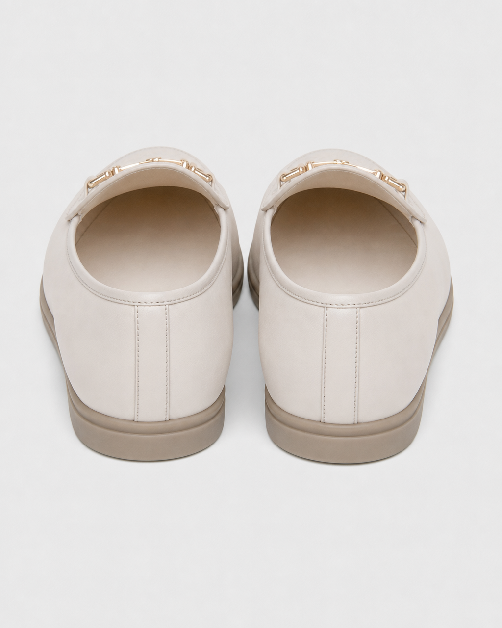 Ivory bit heel view