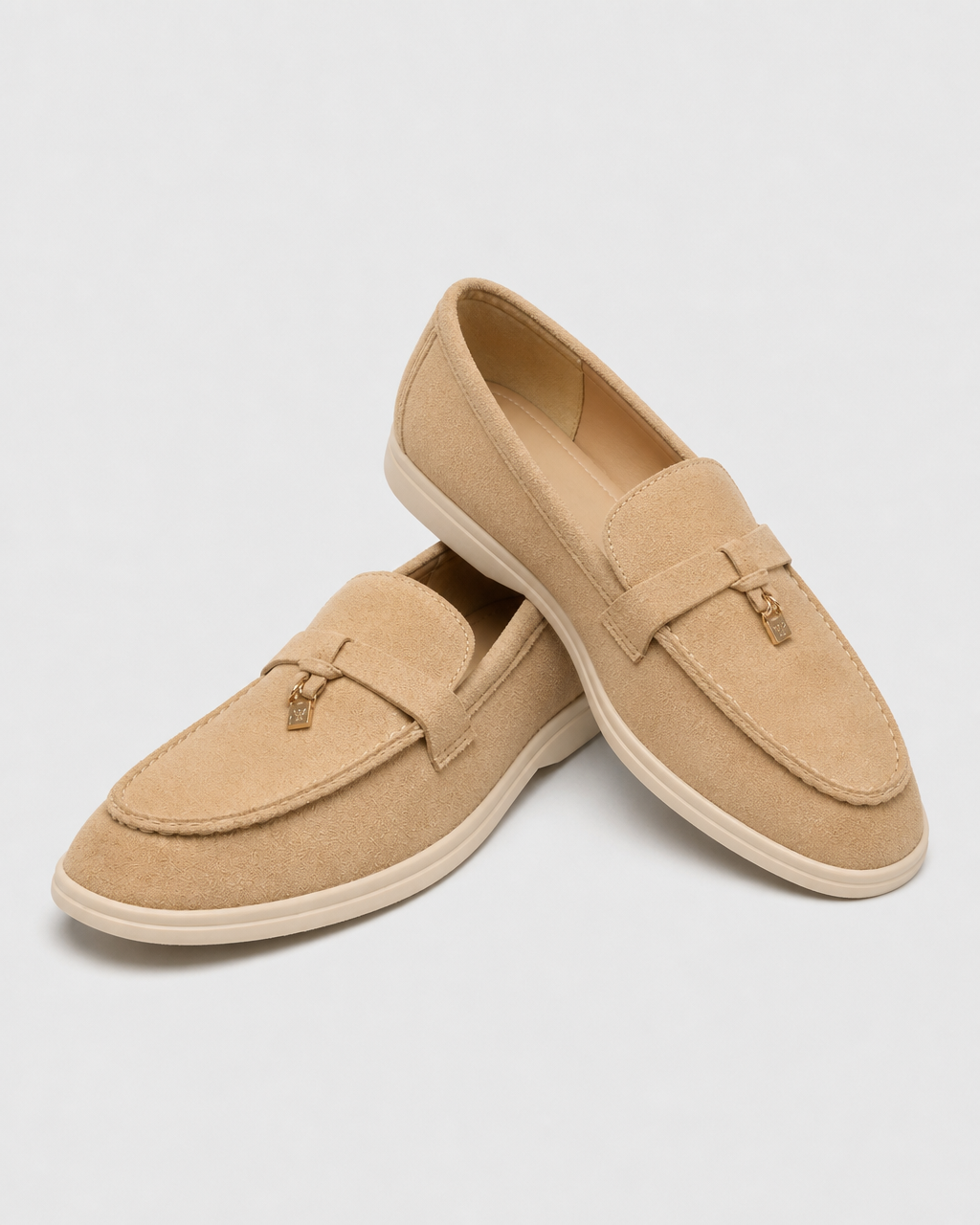 Pair of sand slip on